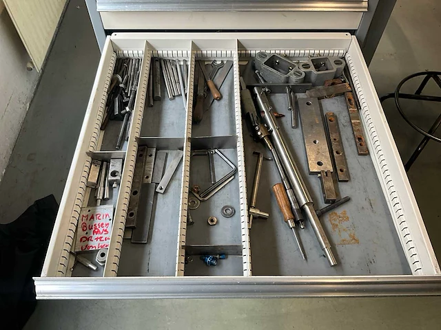 Machine onderdelen (passend bij kavel 10) - afbeelding 4 van  16