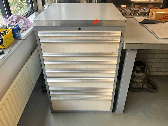 Machine onderdelen (passend bij kavel 26) - afbeelding 5 van  12