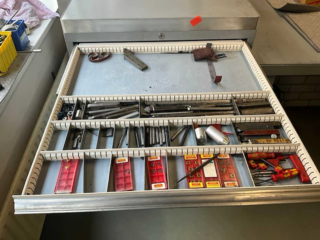 Machine onderdelen (passend bij kavel 26) - afbeelding 7 van  12