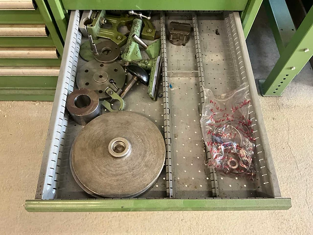 Machine onderdelen (passend bij kavel 51) - afbeelding 11 van  11