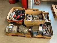 Machine onderdelen - afbeelding 1 van  4