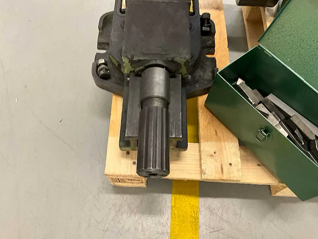 Machine toebehoren - afbeelding 3 van  8