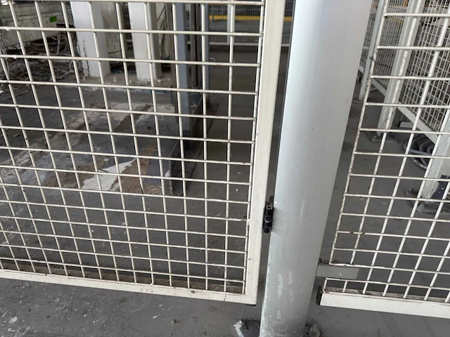 Machine veiligheids hekwerk met deuren (61,80 mtr) - afbeelding 7 van  22
