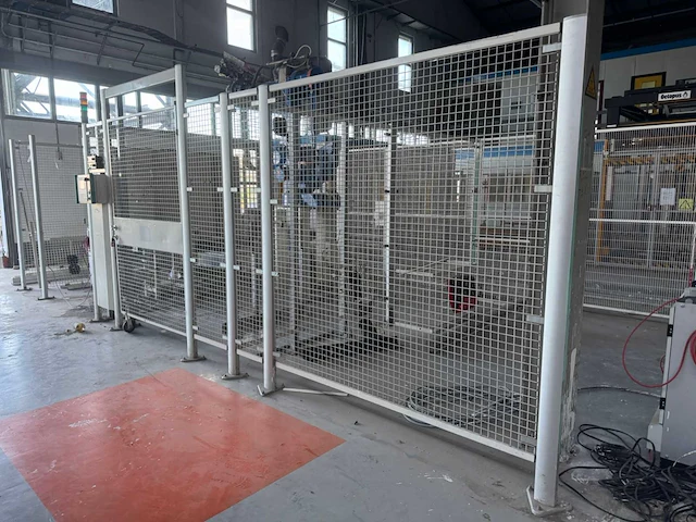 Machine veiligheids hekwerk met deuren (61,80 mtr) - afbeelding 1 van  22