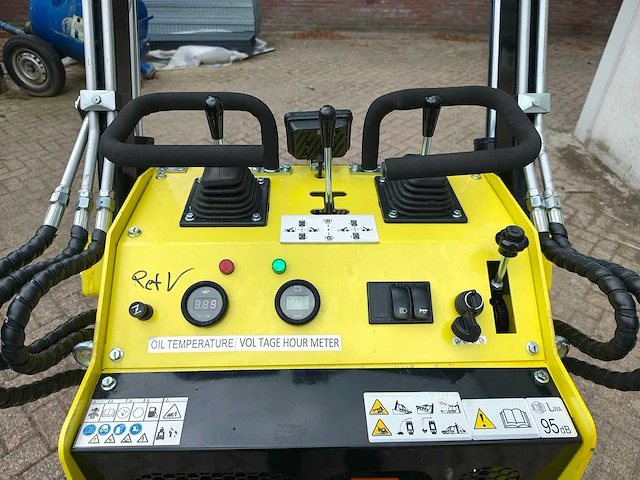 Machpro - 2025 - mps330 - skid steer loader - afbeelding 4 van  20