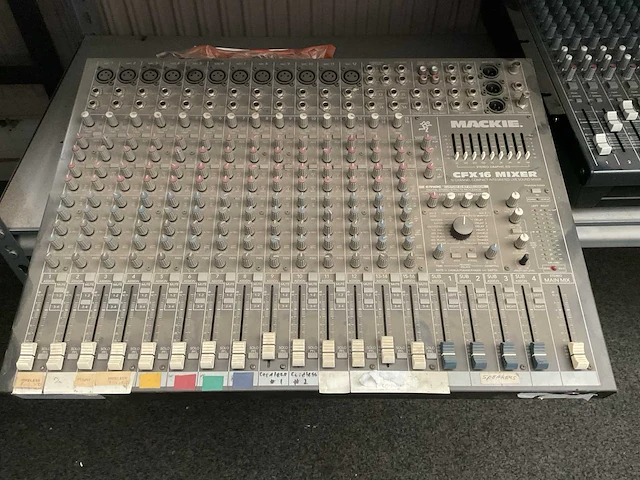 Mackie cfx16 mixing console - afbeelding 2 van  4