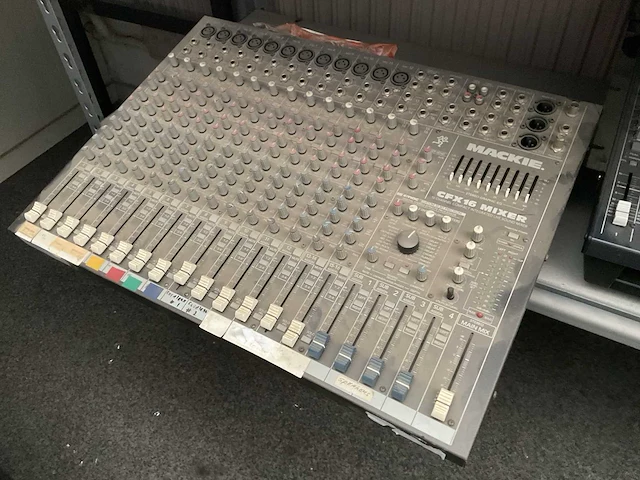 Mackie cfx16 mixing console - afbeelding 3 van  4
