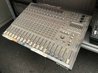 Mackie cfx16 mixing console - afbeelding 3 van  4