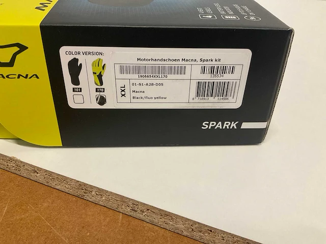 Macna spark verwarmde handschoenen maat xxl - afbeelding 2 van  2