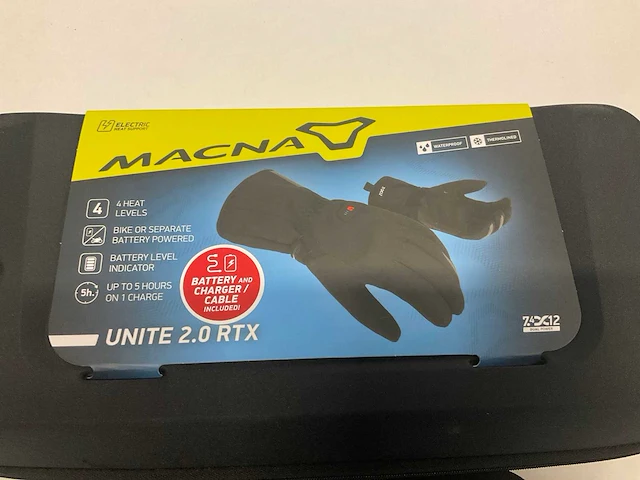 Macna unite 2.0 rtx verwarmde handschoenen maat m - afbeelding 2 van  4