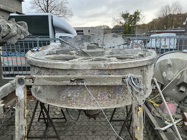 Macons ma20 betonmolen - afbeelding 18 van  21