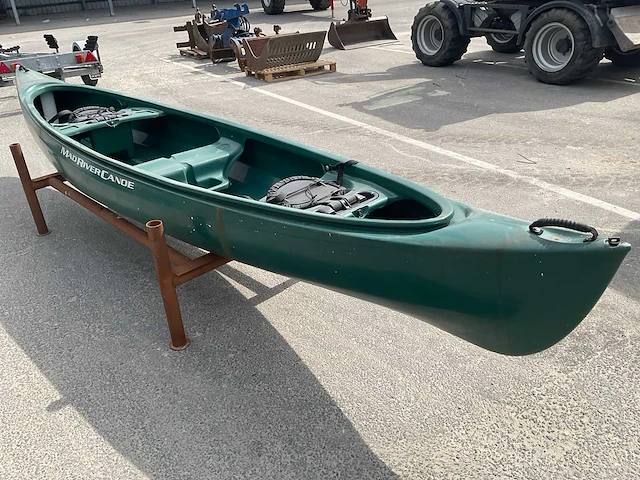 Mad river canoe adventure 16 kano - afbeelding 10 van  15