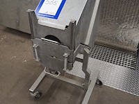 Mado - afbeelding 1 van  9