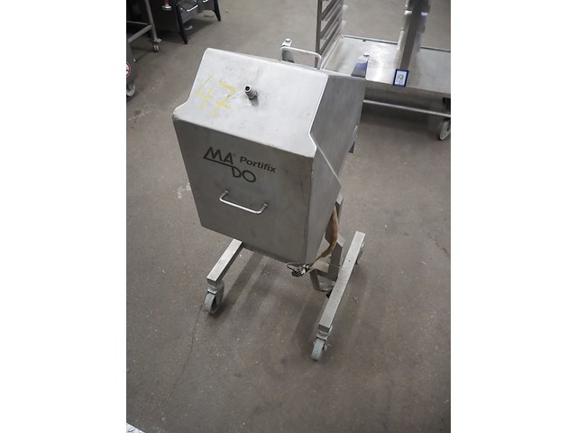 Mado - afbeelding 3 van  9