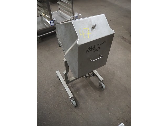 Mado - afbeelding 4 van  9