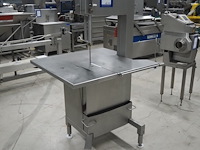 Mado - afbeelding 1 van  13