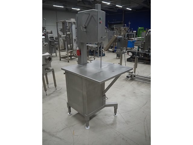 Mado - afbeelding 8 van  13