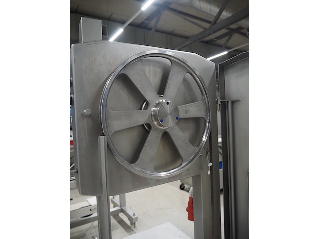 Mado - afbeelding 10 van  13