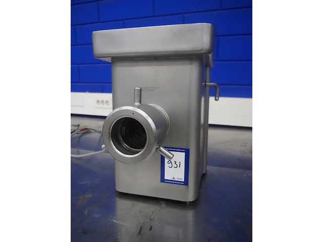 Mado - afbeelding 1 van  9