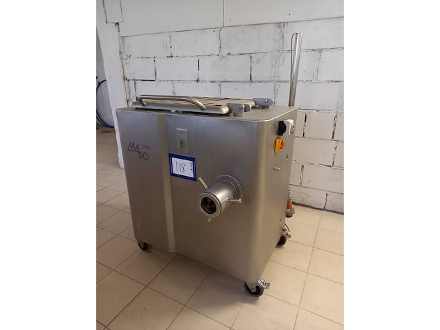 Mado - afbeelding 3 van  9