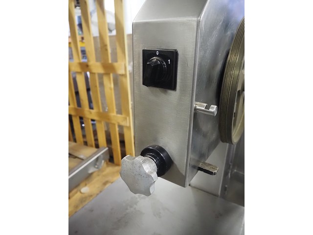 Mado - afbeelding 10 van  10