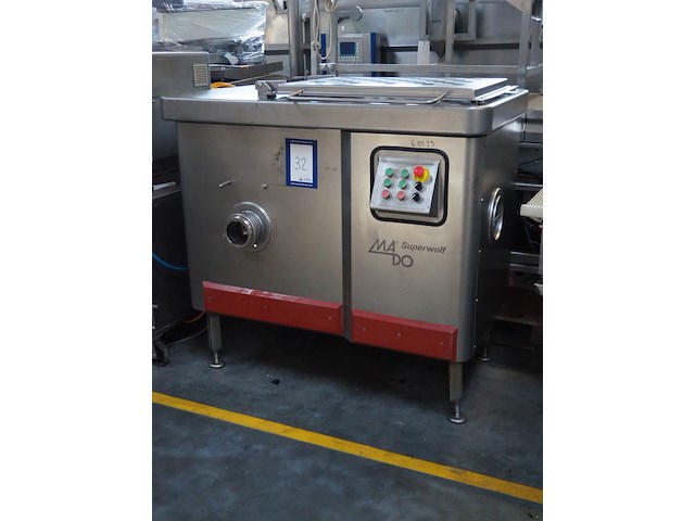 Mado - afbeelding 1 van  7