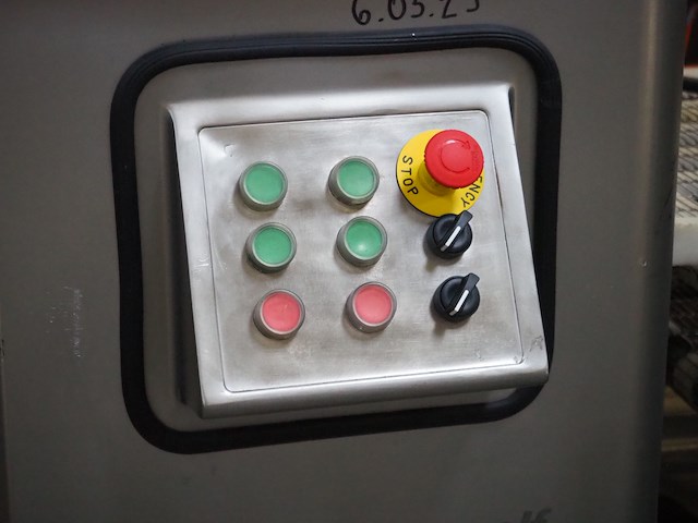 Mado - afbeelding 5 van  7