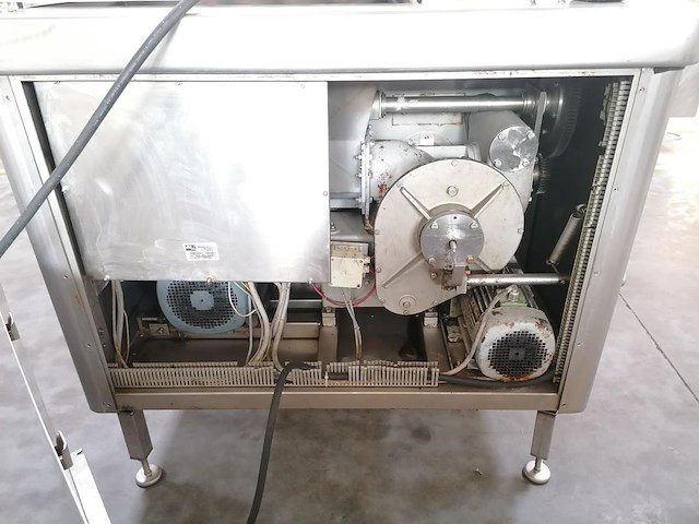 Mado - afbeelding 6 van  7