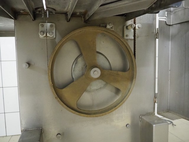 Mado - afbeelding 7 van  9