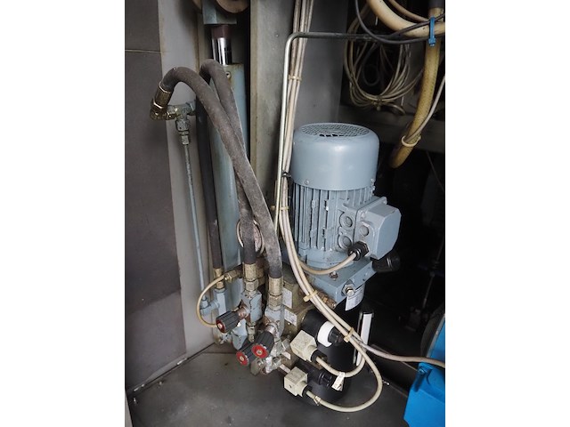 Mado - afbeelding 10 van  28