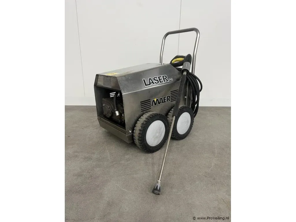Faillissementsveiling “bos tuin- & parkmachines” te sneek: voorraad en inventaris