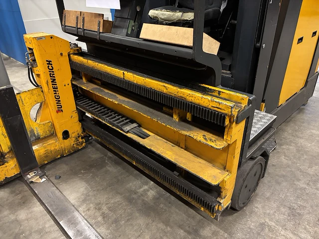 Magazijn hoogbouwtruck jungheinrich , etx-k150, geel, bouwjaar 1999 - afbeelding 21 van  37