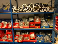 Magazijn inhoud diverse parker onderdelen 2 (c) - afbeelding 2 van  8