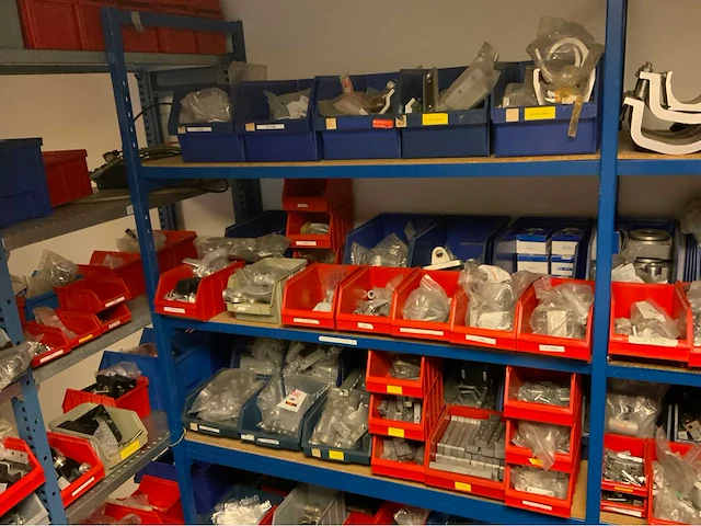 Magazijn inhoud diverse parker onderdelen 2 (c) - afbeelding 4 van  8