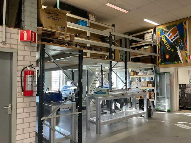 Magazijn opstelling - afbeelding 1 van  14