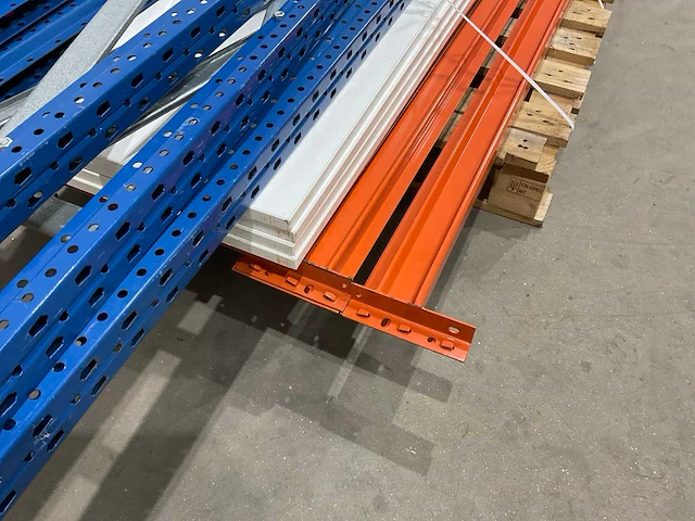 Magazijn stelling - afbeelding 4 van  6