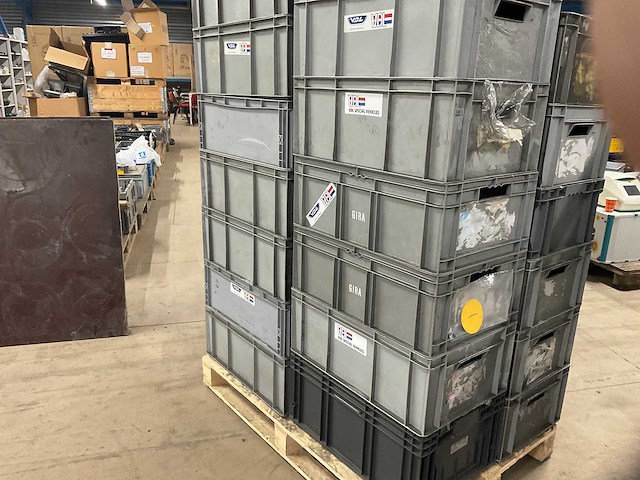 Magazijnbakken (28x) - afbeelding 2 van  3