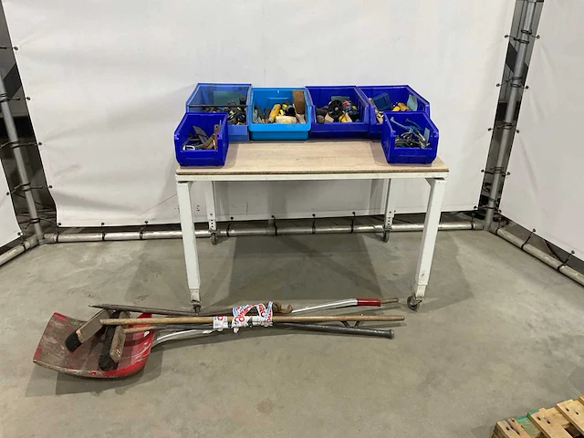 Magazijnbakken en gereedschap - afbeelding 11 van  13