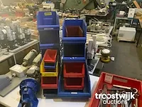Magazijnbakken - afbeelding 2 van  2