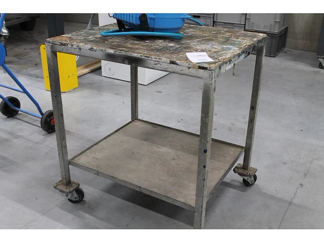 Magazijnkar met afmeting 70 x 60 x 78 cm. - afbeelding 1 van  2