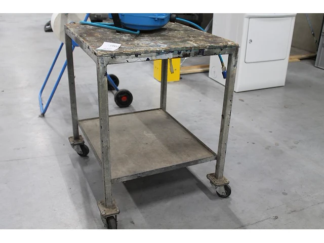 Magazijnkar met afmeting 70 x 60 x 78 cm. - afbeelding 2 van  2