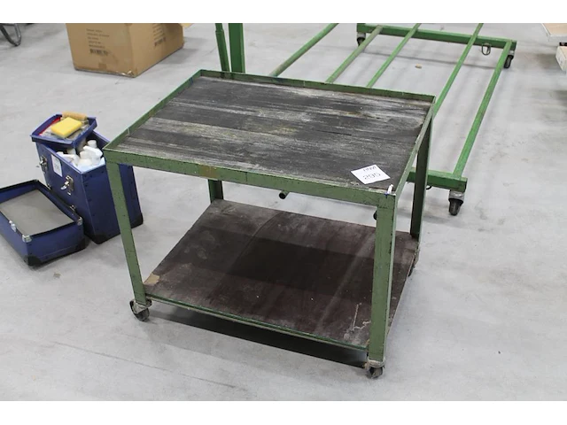 Magazijnkar met afmeting 79 x 58 x 65 cm. - afbeelding 1 van  2