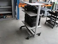Magazijnkar met kunststoffen bakken. afmeting 75 x 55. hoogte 122,5 cm - afbeelding 1 van  5