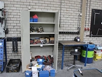 Magazijnkast met 2 deuren en afmeting 100 x 40 x 197 cm. let op: exclusief inhoud. - afbeelding 1 van  2