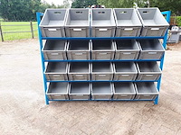 Magazijnrek met opslagbakken - afbeelding 1 van  4