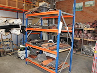 Magazijnstelling 5-delig bestaande uit 8 staanders, 30 liggers en 15 legbladen in diverse lengtes en dieptes. - afbeelding 1 van  6