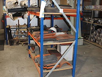 Magazijnstelling 5-delig bestaande uit 8 staanders, 30 liggers en 15 legbladen in diverse lengtes en dieptes. - afbeelding 2 van  6