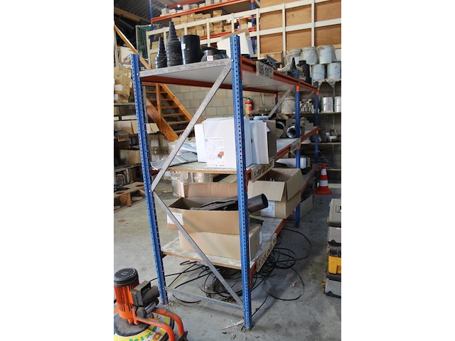 Magazijnstelling 5-delig bestaande uit 8 staanders, 30 liggers en 15 legbladen in diverse lengtes en dieptes. - afbeelding 3 van  6