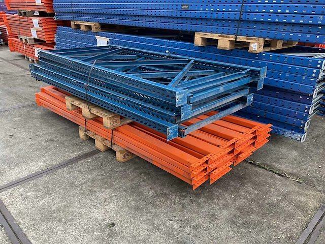 Magazijnstelling 5 secties - afbeelding 3 van  8