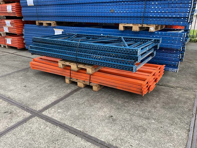 Magazijnstelling 5 secties - afbeelding 4 van  8